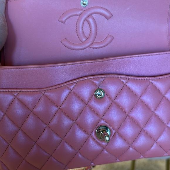 Chanel medium lamb skin classic flap bag - Picture 9 of 17